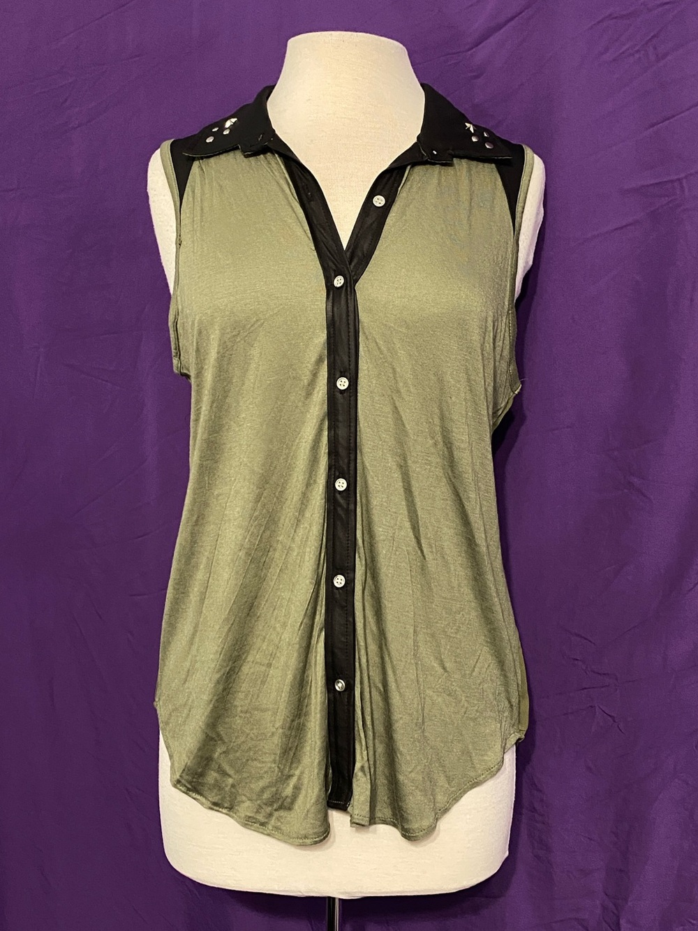 NWT eye candy Olive Green Studded Faux Leather Sleeveless Button-Front Top. XL.